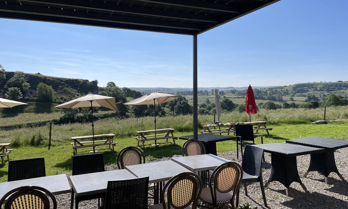 Saint-Urcize Bed & Breakfast | Le Buron du bessou gîte a la fe