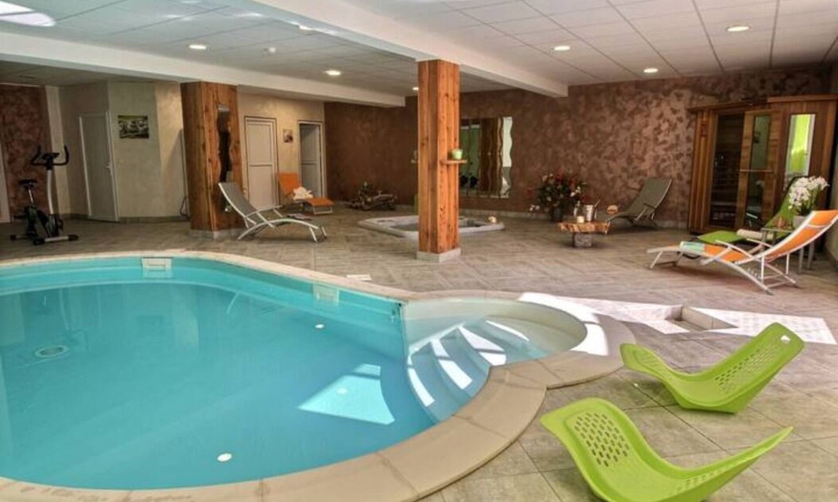 Saint-Disdier Cottage | Le Cabanou - Private SPA in the countryside. Quiet, natural setting with superb views