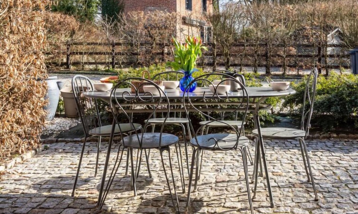 Beuvron-en-Auge House | Le Camélia by Interhome