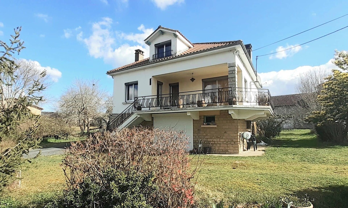Saint-Julien-de-Lampon Villa | Le Camp Du Tustal