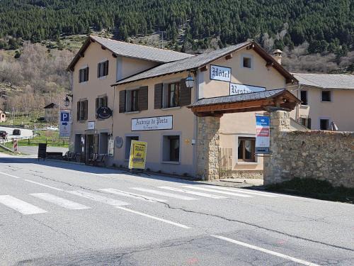 Porta Hotel | Le Campcardos