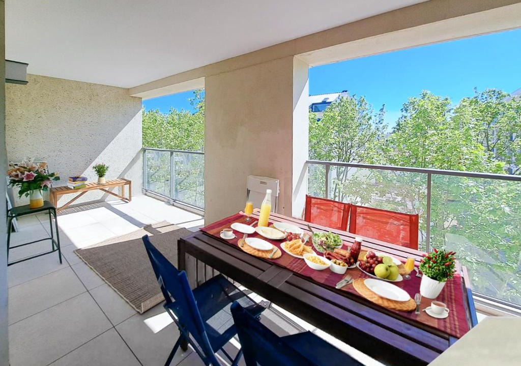 Estanove Apartment | Le Campourcy YourHostHelper