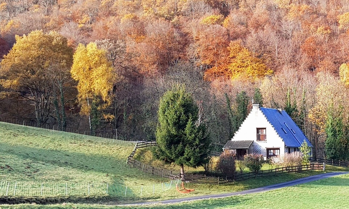 Campan House | Le Carot, Independent Cottage with Mountain Views