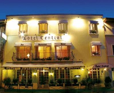 Peyrehorade Hotel | Le Central