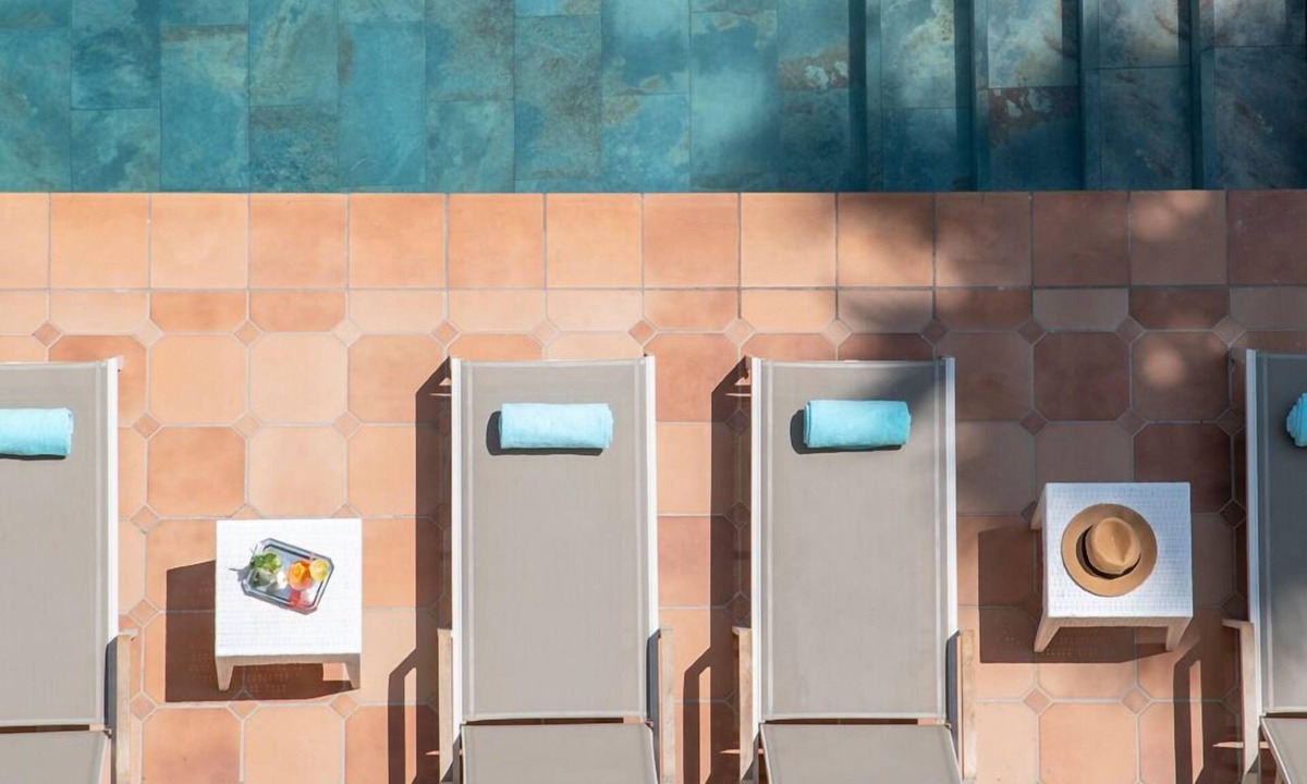 Carnot Hotel | Le Cetai Cannes Beach Hotel