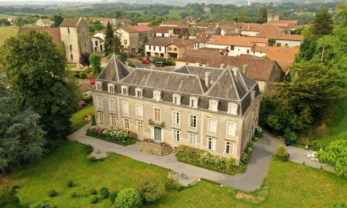 Hastingues Hotel | Le Château D'Estrac