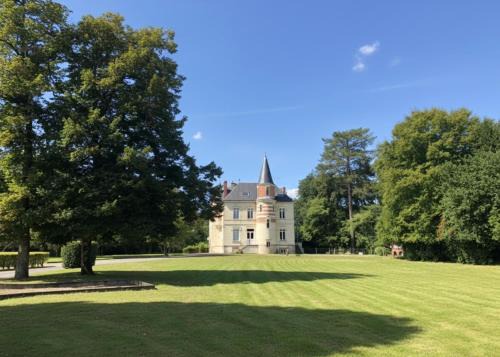 Carquefou Apartment | Le Château de Bel Air - Suite de 125m2 - Expérience unique