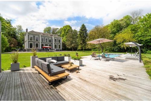 Hersin-Coupigny Apartment | Le Château de Toile - Gîte du châtaignier