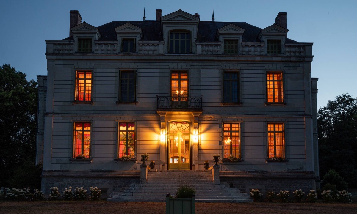 Mazieres-de-Touraine House | Le Château du Breuil