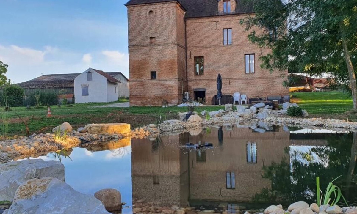 Pourlans House | Le Château - Pourlans