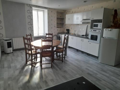 Creancey Apartment | le chêne