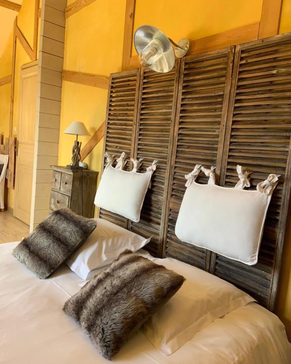 Saint-Etienne-les-Remiremont Hotel | Le Chalet d'Etienne