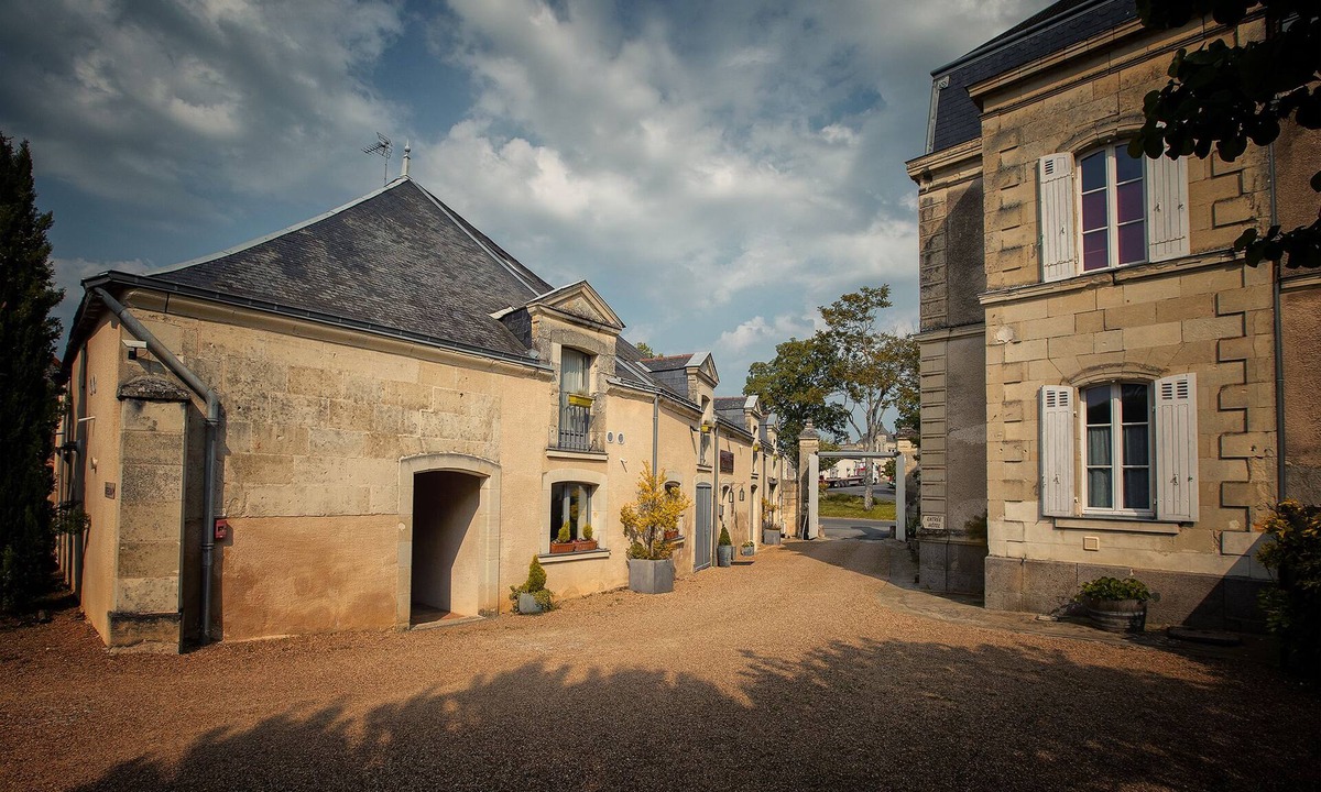 Le Puy-Notre-Dame Hotel | Le Chai de la Paleine