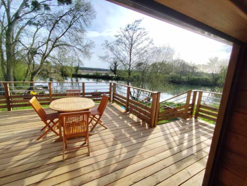 Luche-Pringe House | Le chalet de l'amitié