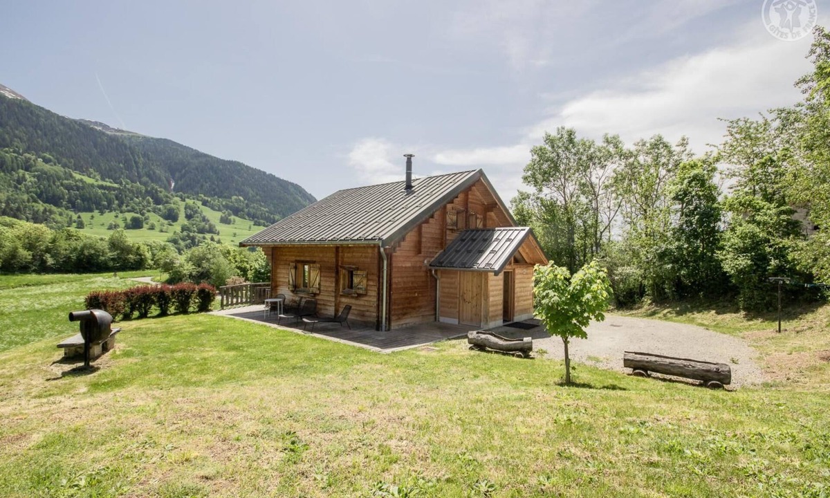 Notre-Dame-du-Pre House | LE Chalet DES Forestiers