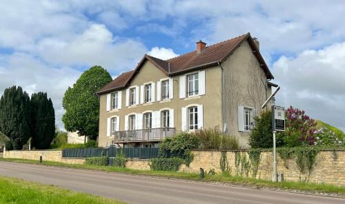 Coulmier-le-Sec Bed & Breakfast | Le Chalet