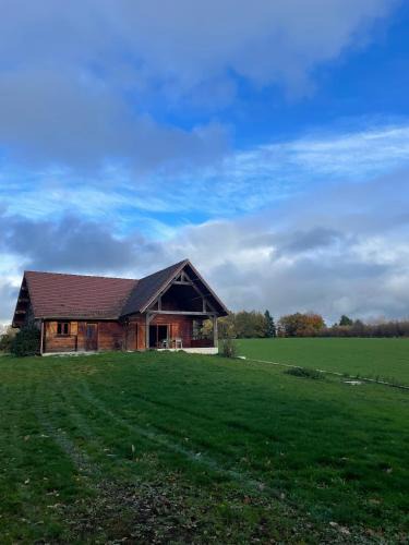 Saint-Leonard-de-Noblat Ski Chalet | Le Chalet de Noblat