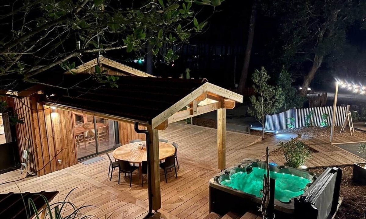 Biscarrosse Ski Chalet | Le Chalet Maguide
