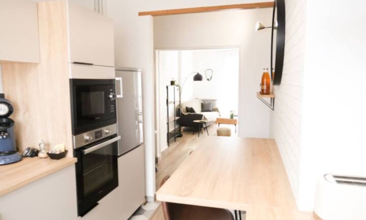 Laval Apartment | Le Chambord à Laval