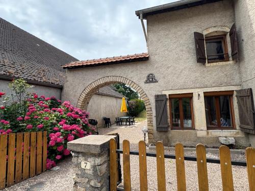 Esprels House | Le Champ du Bonheur