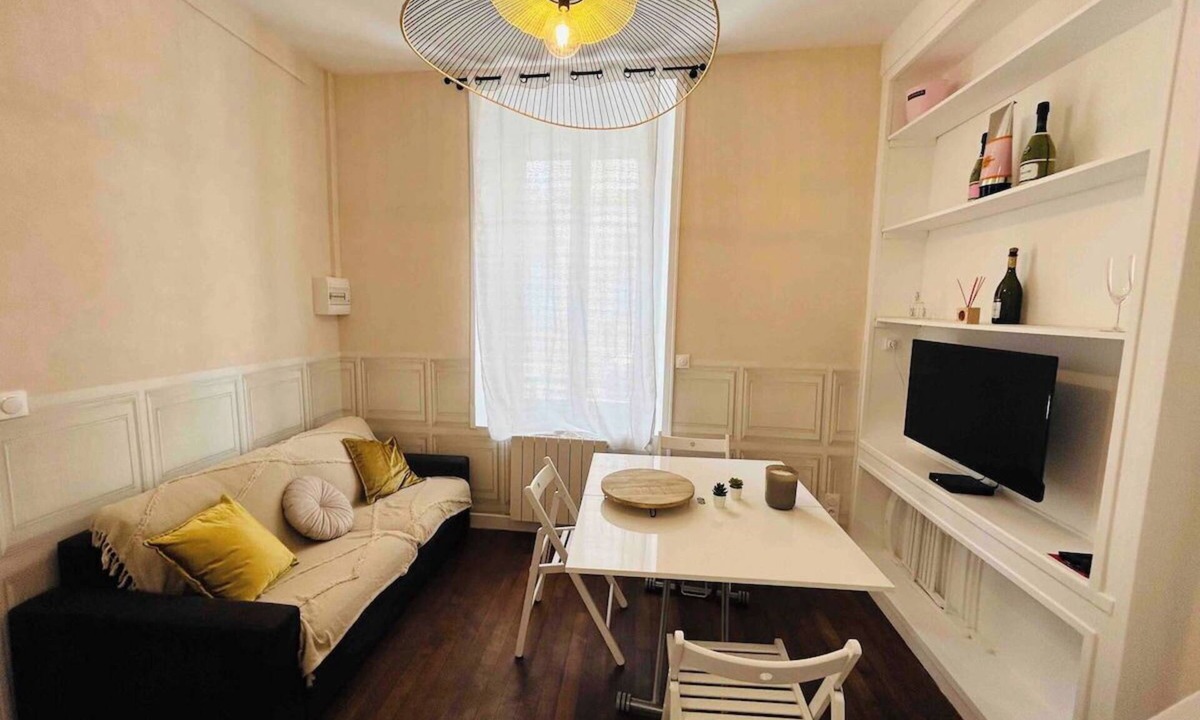 Jamin Apartment | Le Champagne Coquebert | Centre-ville