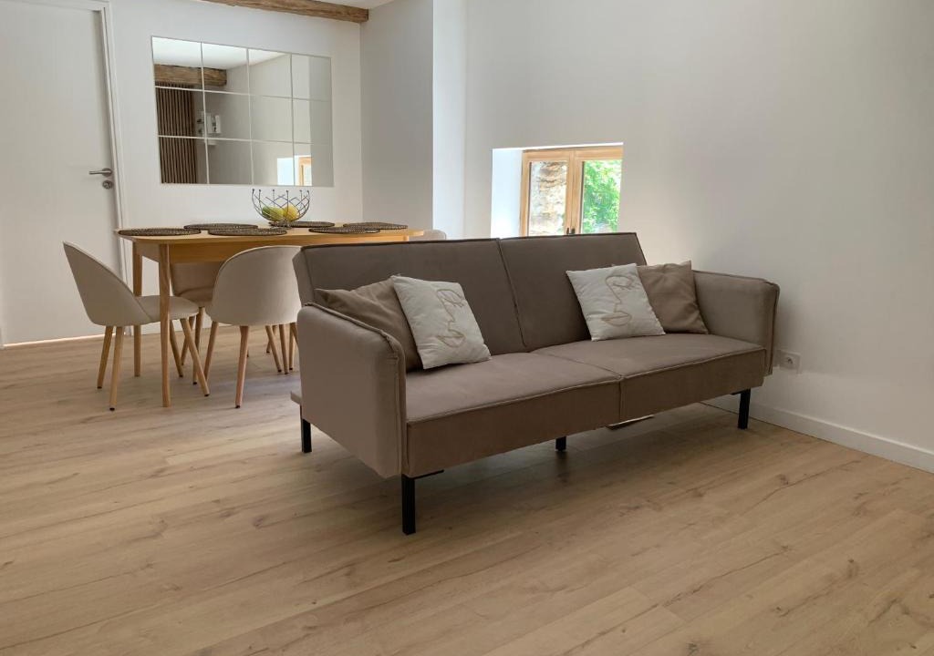 Dormans Apartment | Le chardonnay, 30 min de Reims