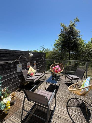 Rangueil-Sauzelong-Pech David-Pouvourville Apartment | Le Charmant des Coteaux, Free Parking & Free Wifi