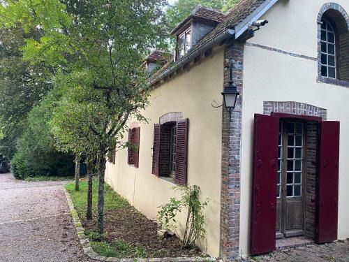 Mezilles Villa | Le Charme