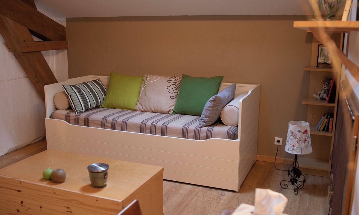 Versols-et-Lapeyre House | Le Chat Blanc