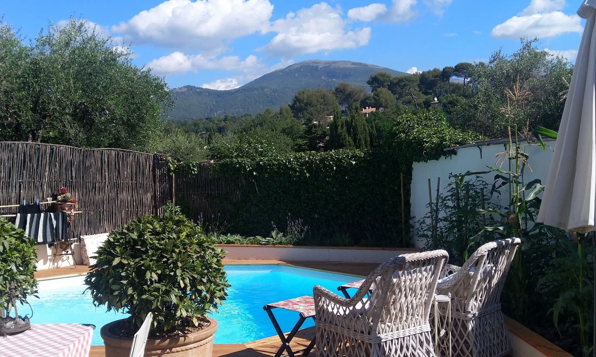 Le Collet Apartment | Le Chat Noir - Cosy apartment for two