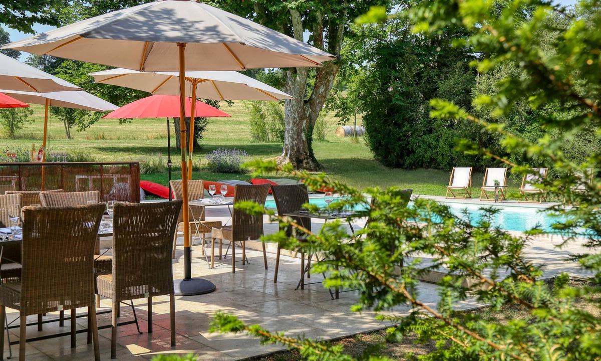 Saint-Jean-le-Comtal House | Le Chateau de Camille