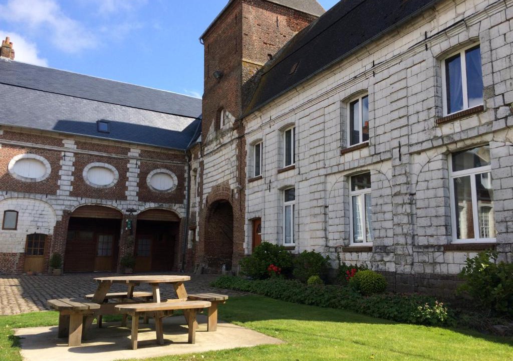 Penin Bed & Breakfast | le chateau de PENIN