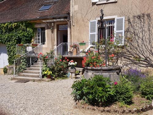 Sainte-Agnes House | Le Chateau