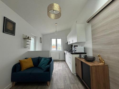 Saint-Junien Apartment | Le Checkpoint, cosy avec parking