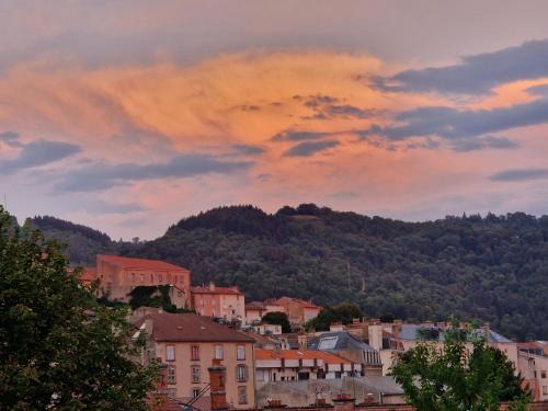 Thiers Bed & Breakfast | Le ciel de Thiers