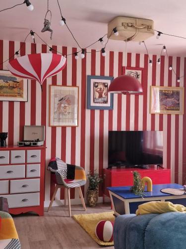 Neuville-sur-Ailette House | Le Cirque de l'Ailette