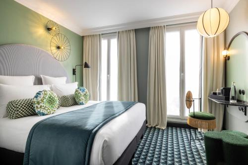 Quartier de la Folie-Mericourt Hotel | LE CLARK HOTEL