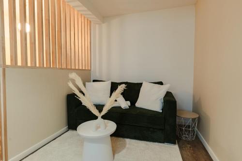 Faubourg Saint-Jacques Apartment | Le Claustra