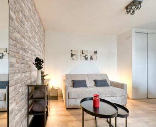Margny-les-Compiegne Apartment | Le Clemenceau 2