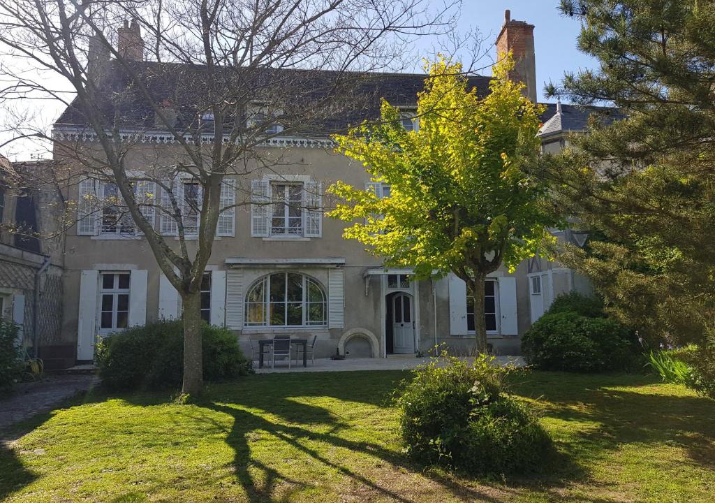 Meung-sur-Loire Bed & Breakfast | Le Cloître Saint-Liphard