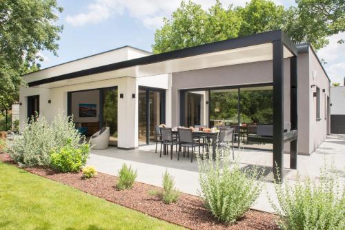 Saint-Etienne-de-Fontbellon House | Le Clos des Bleynoux