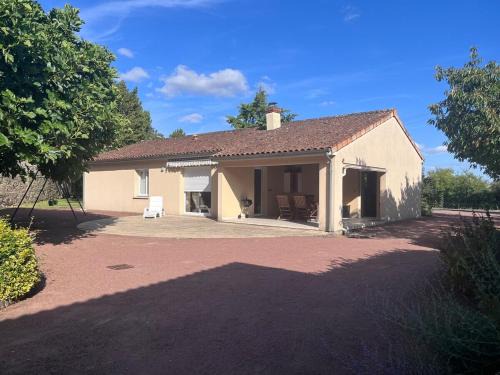 Nueil-sur-Layon House | Le Clocher du Layon