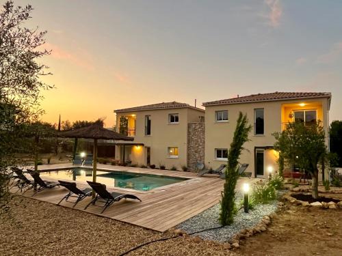 Sagries Apartment | Le Clos de L'Oliveraie - Appartements de charme avec piscine proche d'Uzès