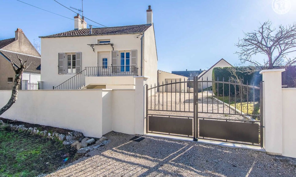 Demigny House | Le Clos de Lescargot