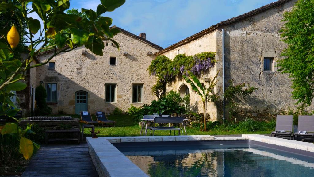 Ruch House | Le clos des abeilles