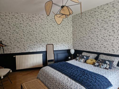 Scorbe-Clairvaux House | Le Clos des Champis