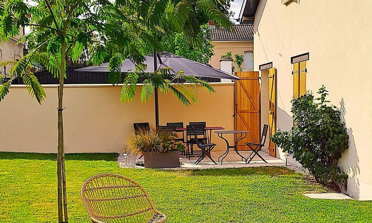 Bouy House | "Le clos des flâneries" 10 minutes from the Champagne vineyards.