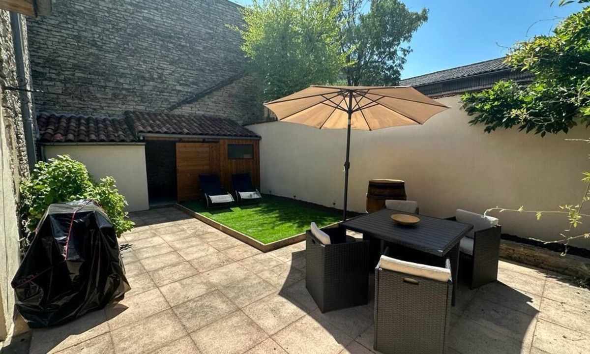 Chorey-les-Beaune House | Le Clos des Peinguets, house in Chorey-les-Beaune