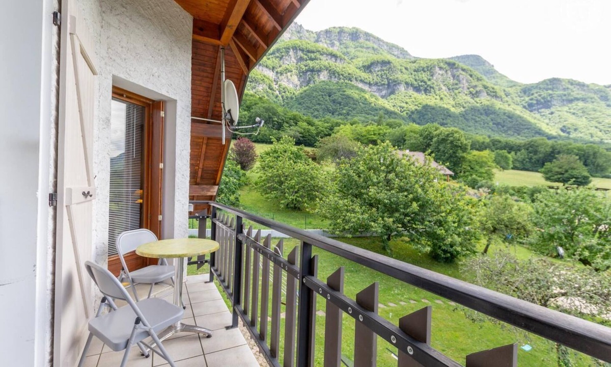 Drumettaz-Clarafond House | LE CLOS DES LAVANDES