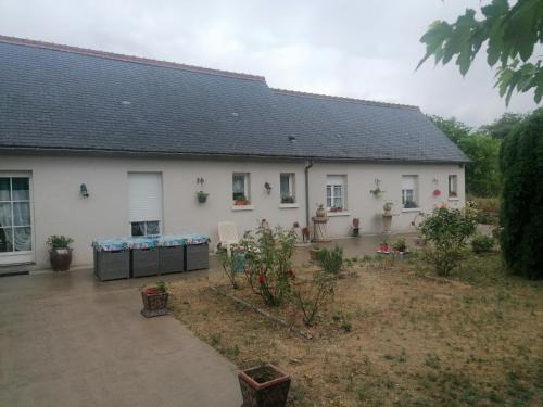 Civray-de-Touraine Bed & Breakfast | Le Clos des roses